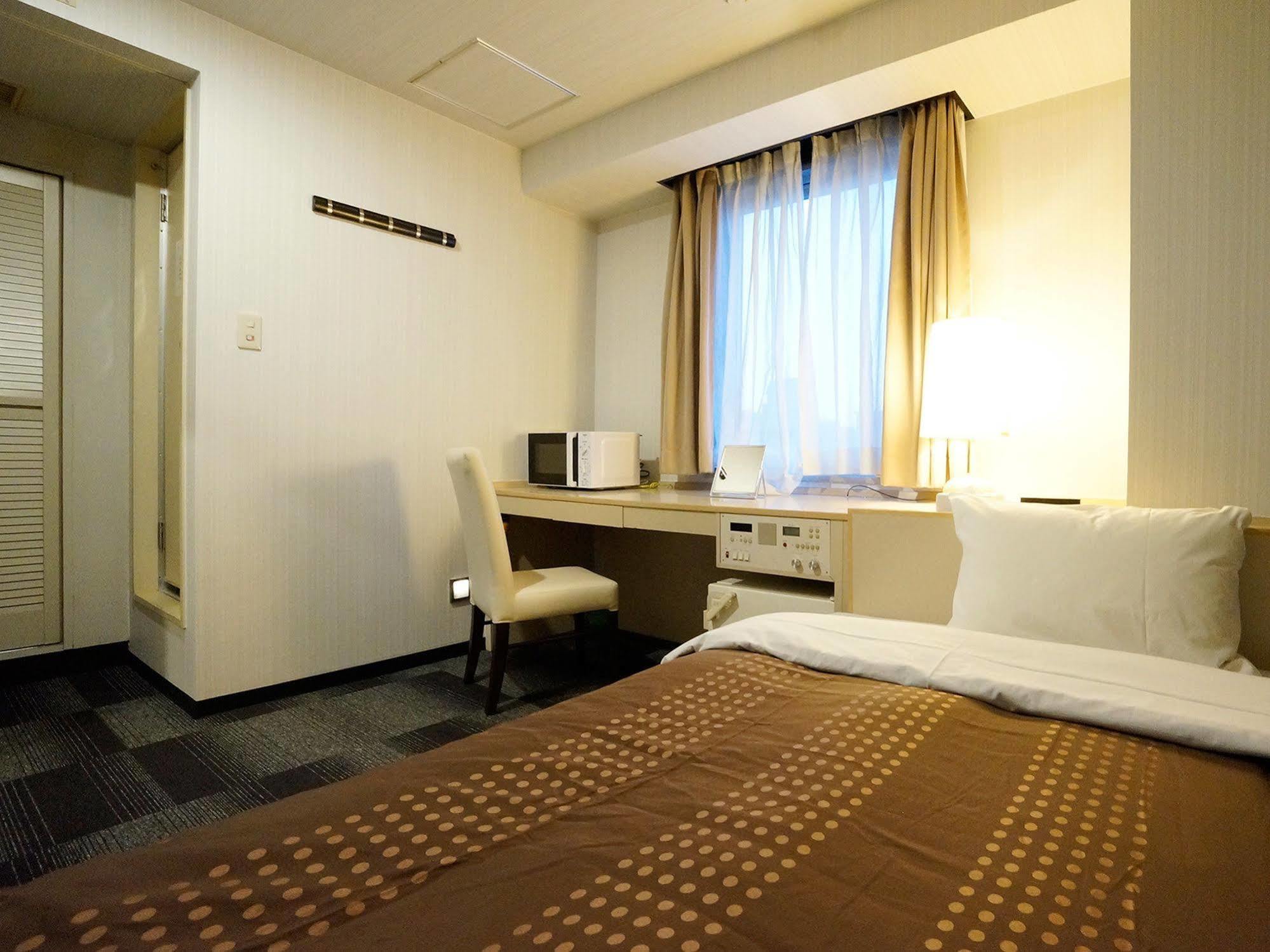 Livemax Kyoto Gojo Hotell Eksteriør bilde